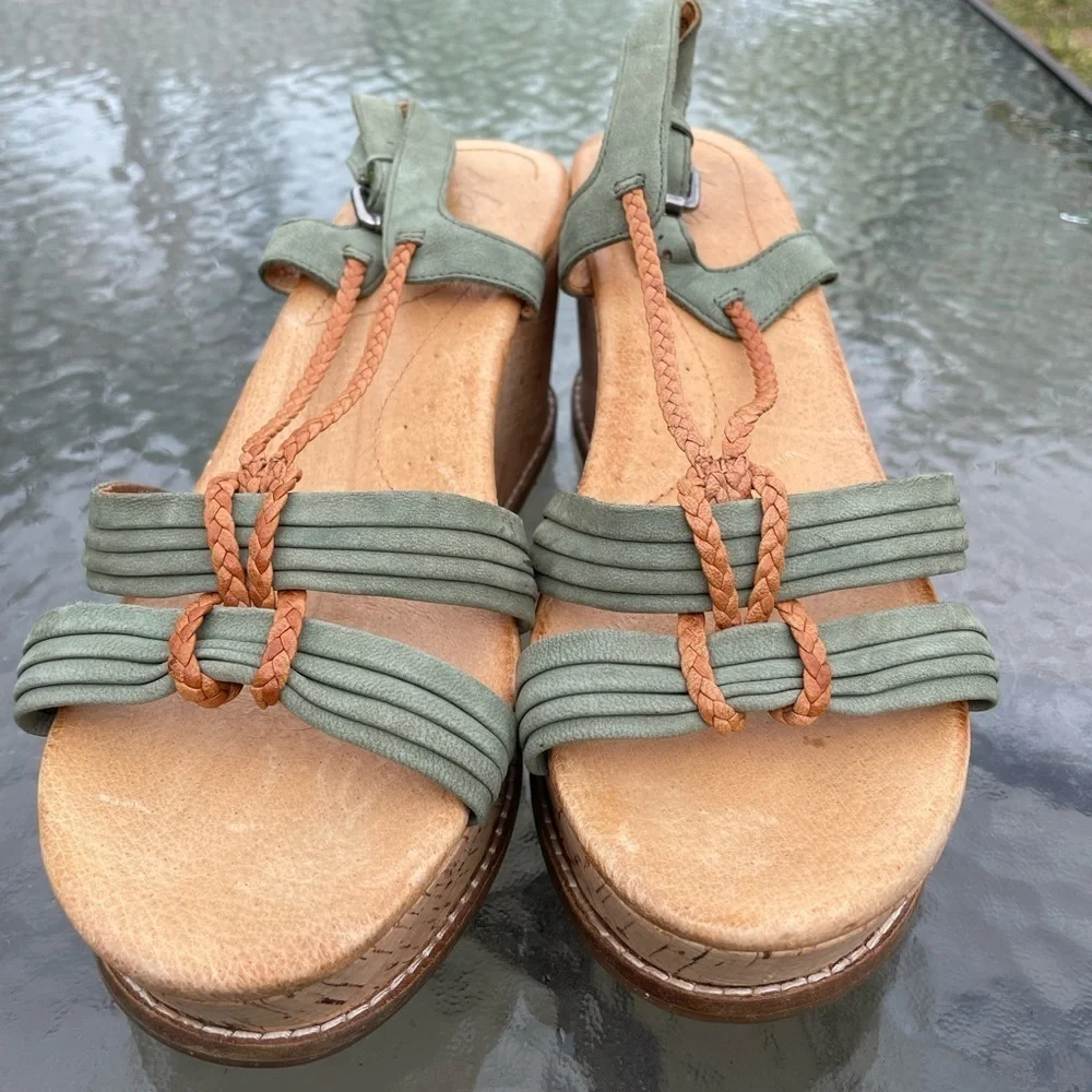 Anthropologie Naya Nalisha Wedge Sandal sage Green Size 10